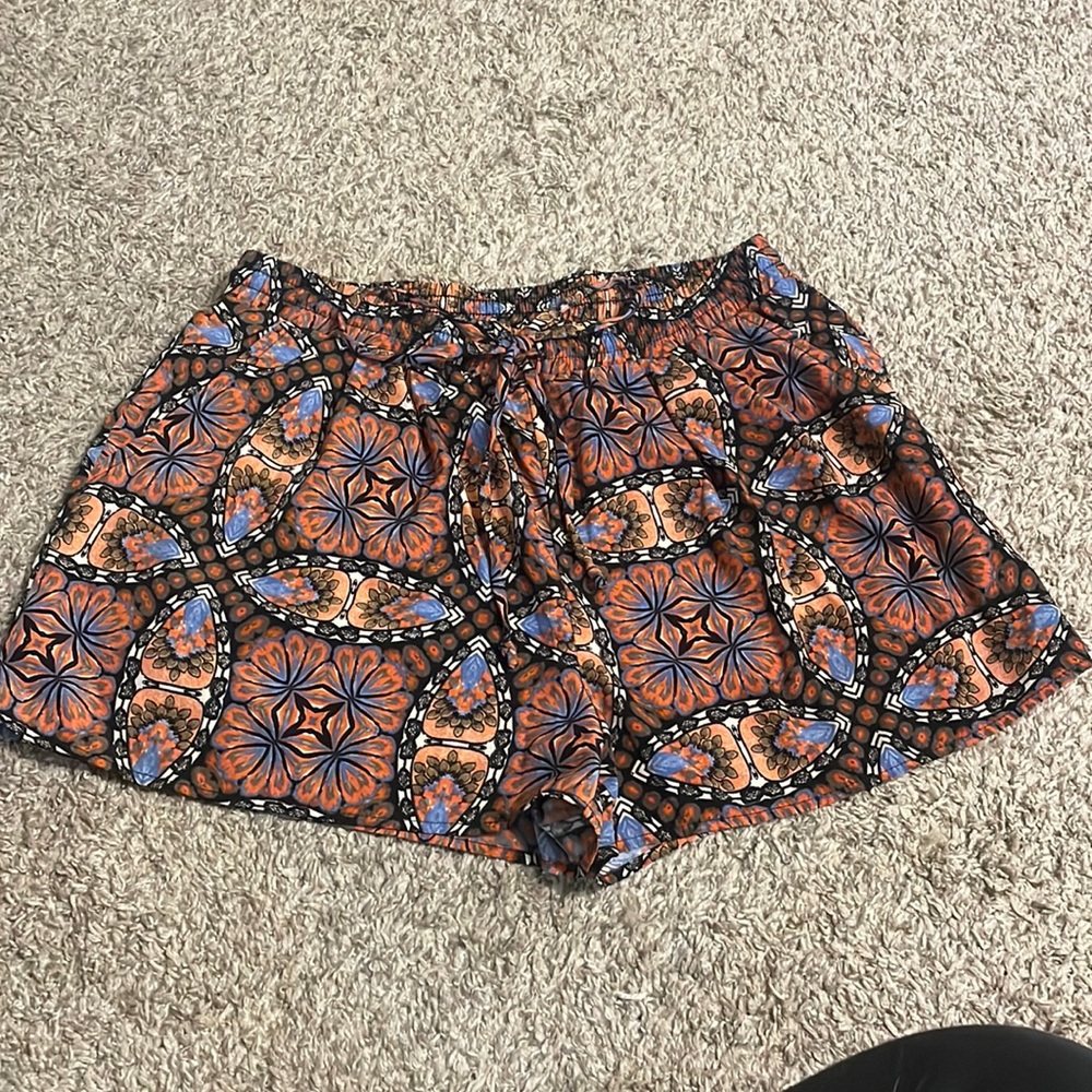 Forever 21 contemporary drawstring shorts, medium